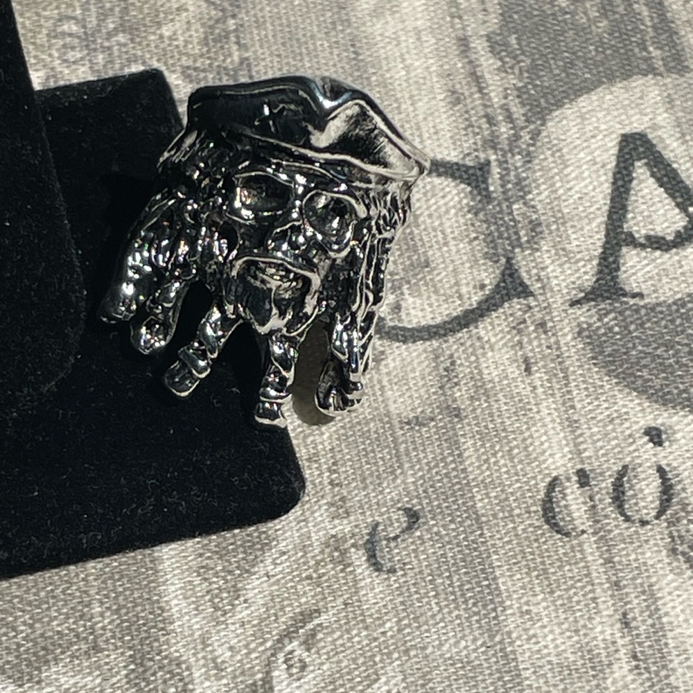 Silver Statement Ring - Picture 5 of 6